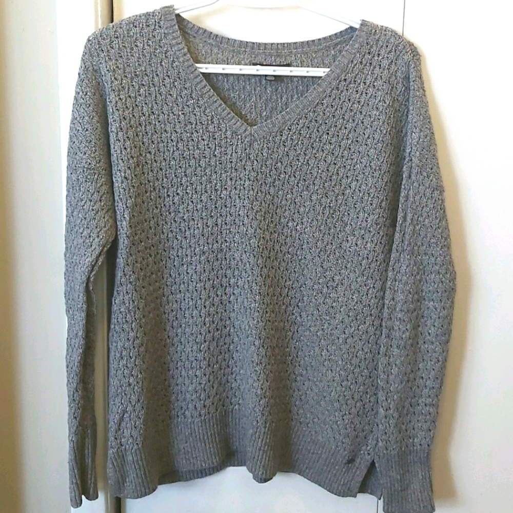 American Eagle Gray Knit Sweater S